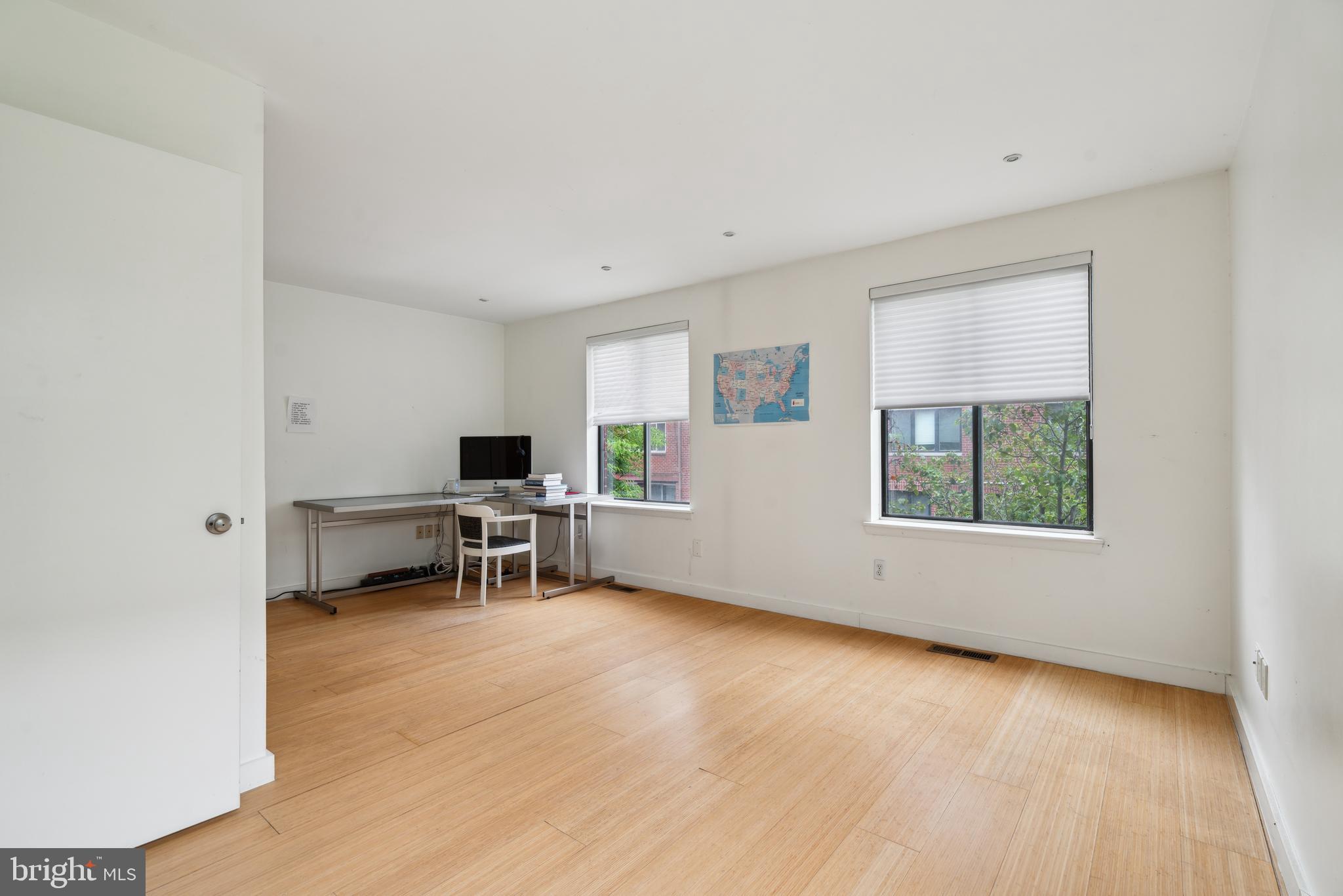 2213 RACE STREET 25 202