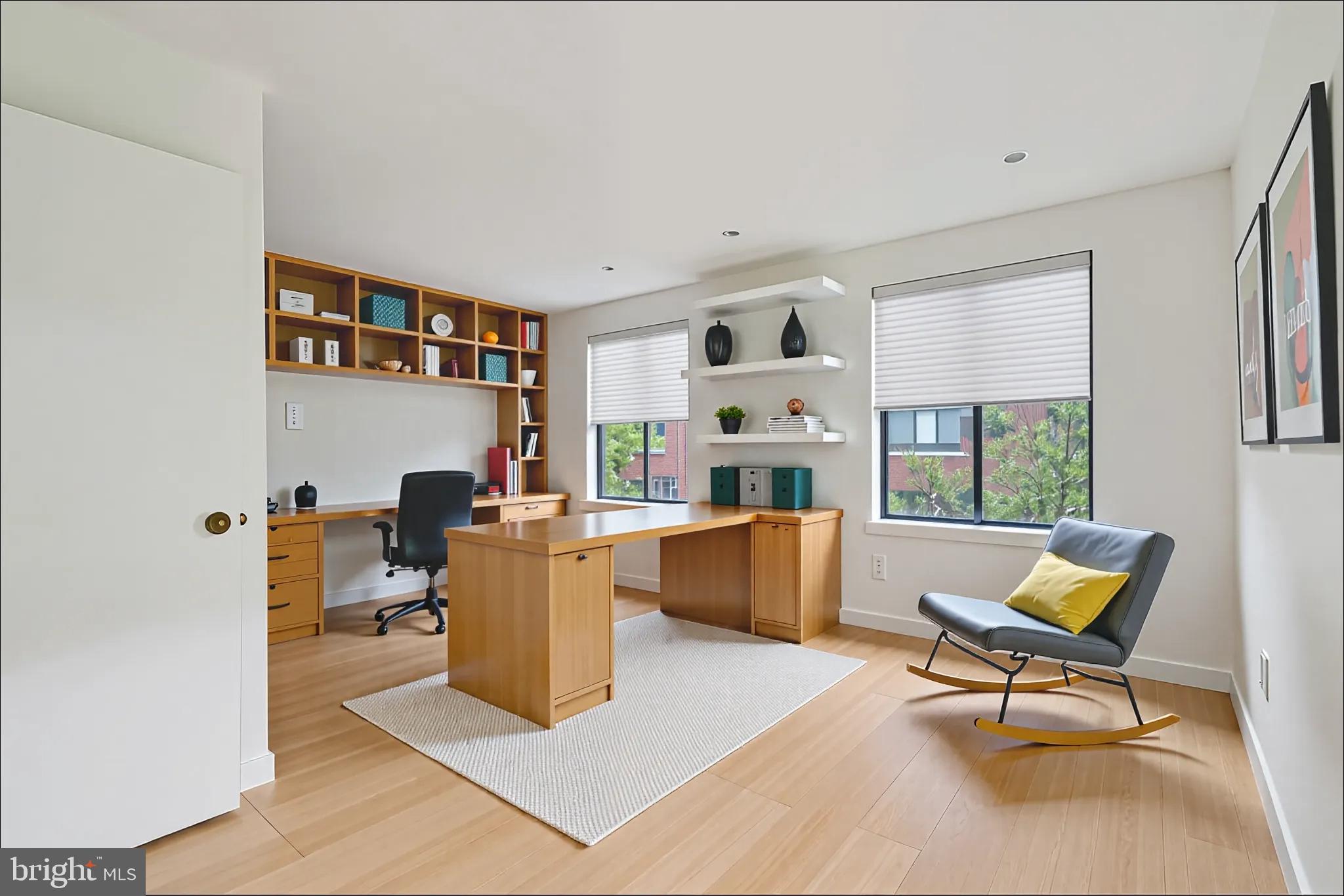 2213 RACE STREET 25 202