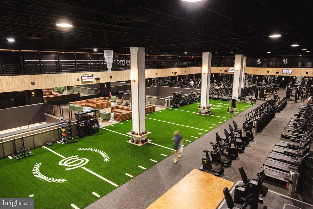 200 S BROAD ST #903