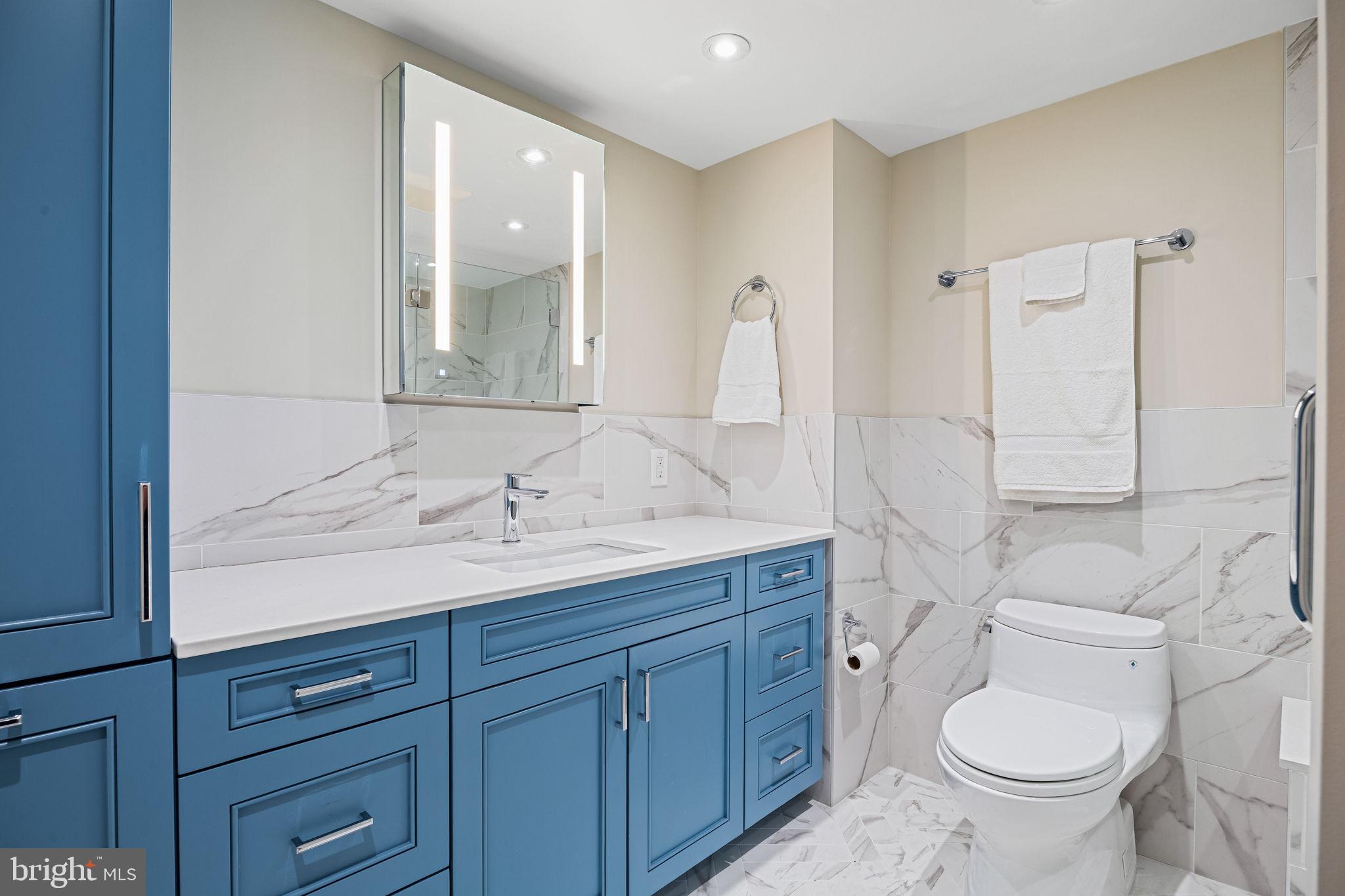 241 S 6TH STREET 2205J