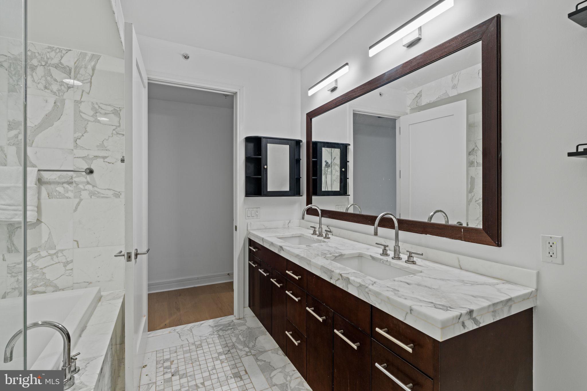 1414 S PENN SQUARE 5B