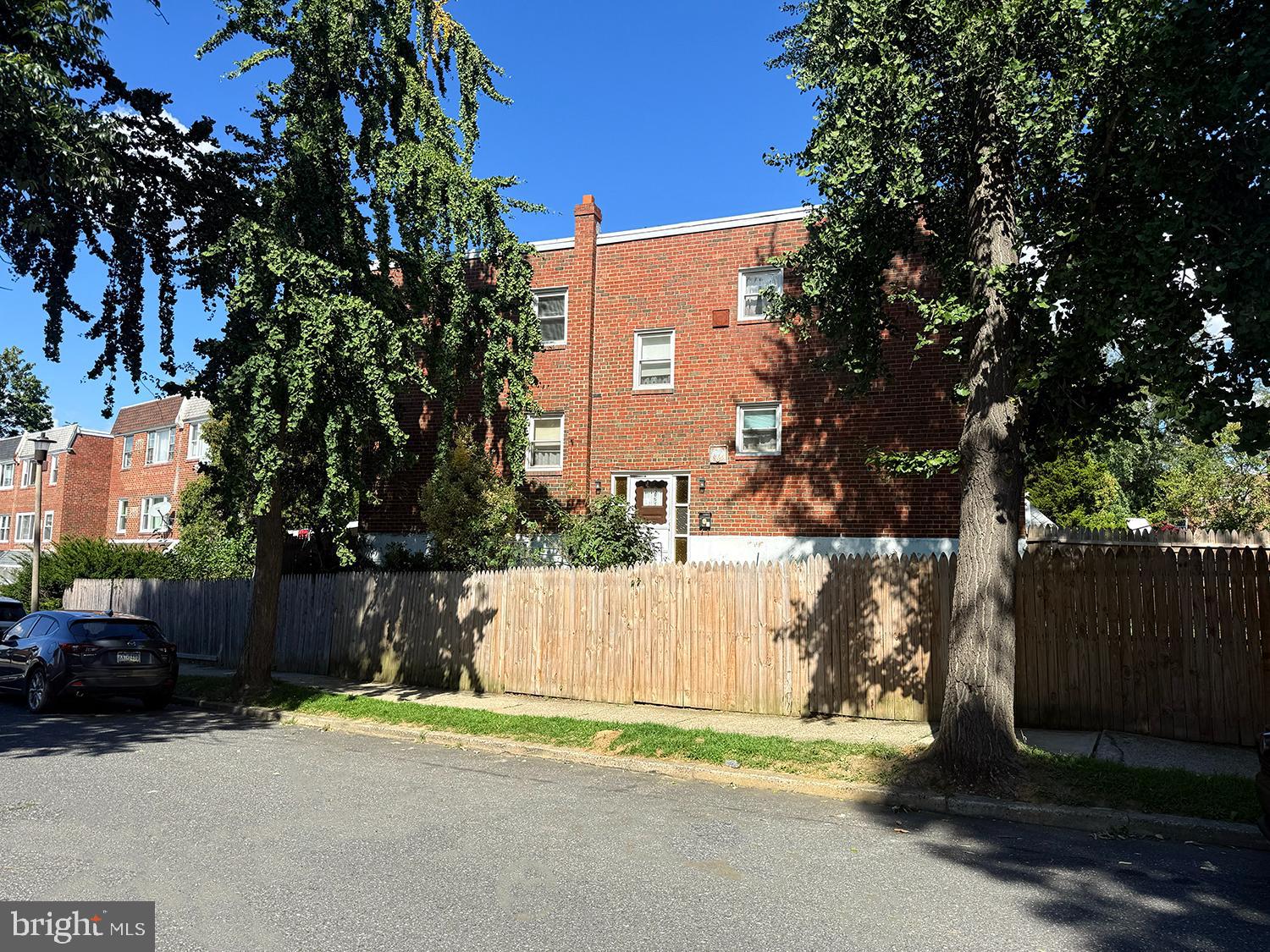 213 ROBINA TERRACE