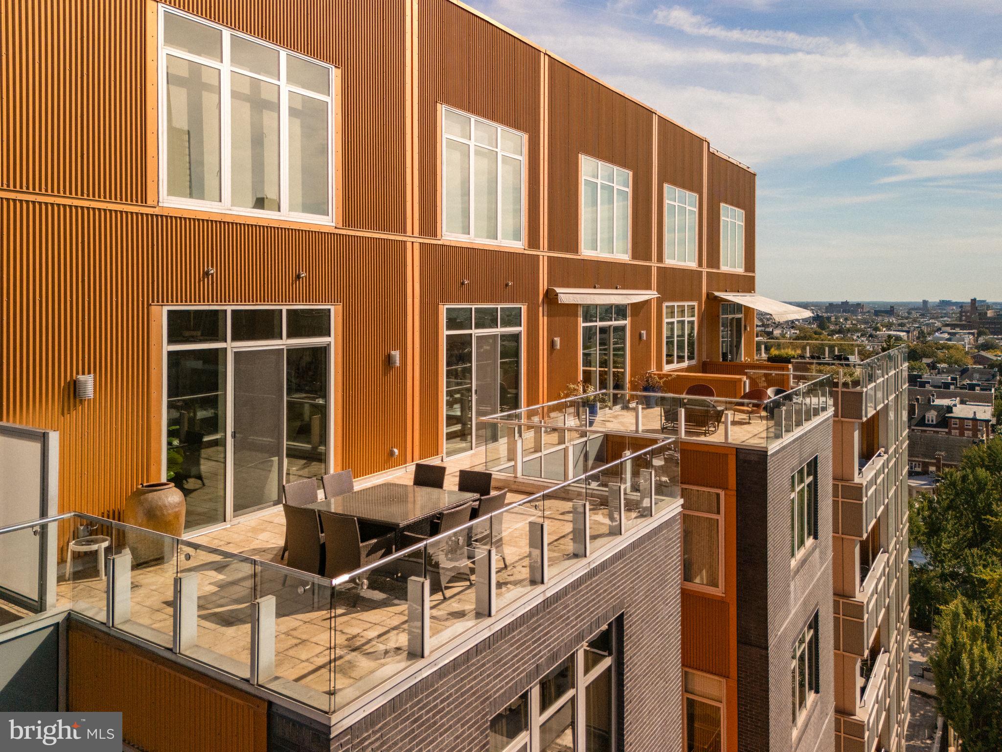 1111 LOCUST STREET PH10D