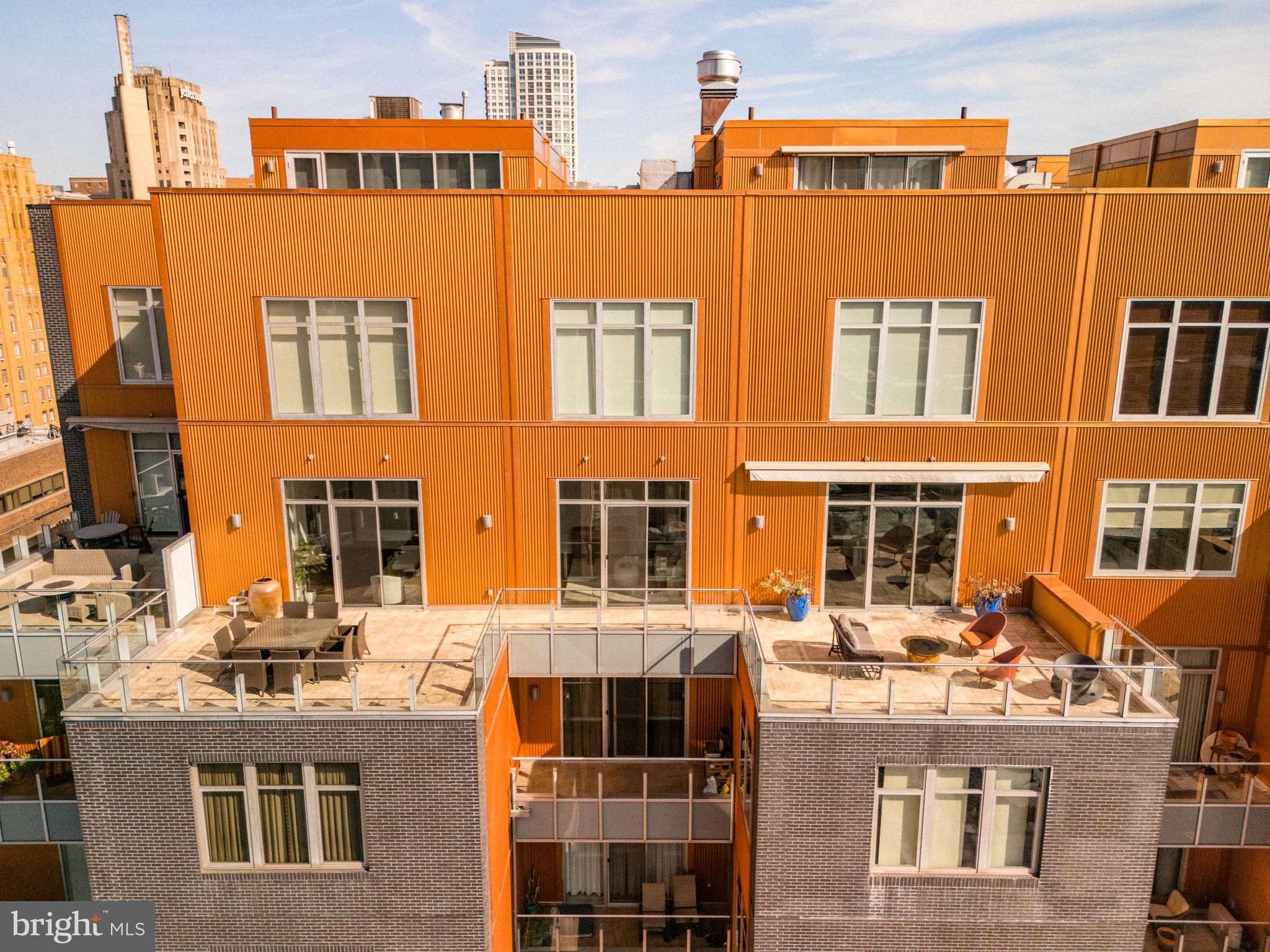 1111 LOCUST STREET PH10D
