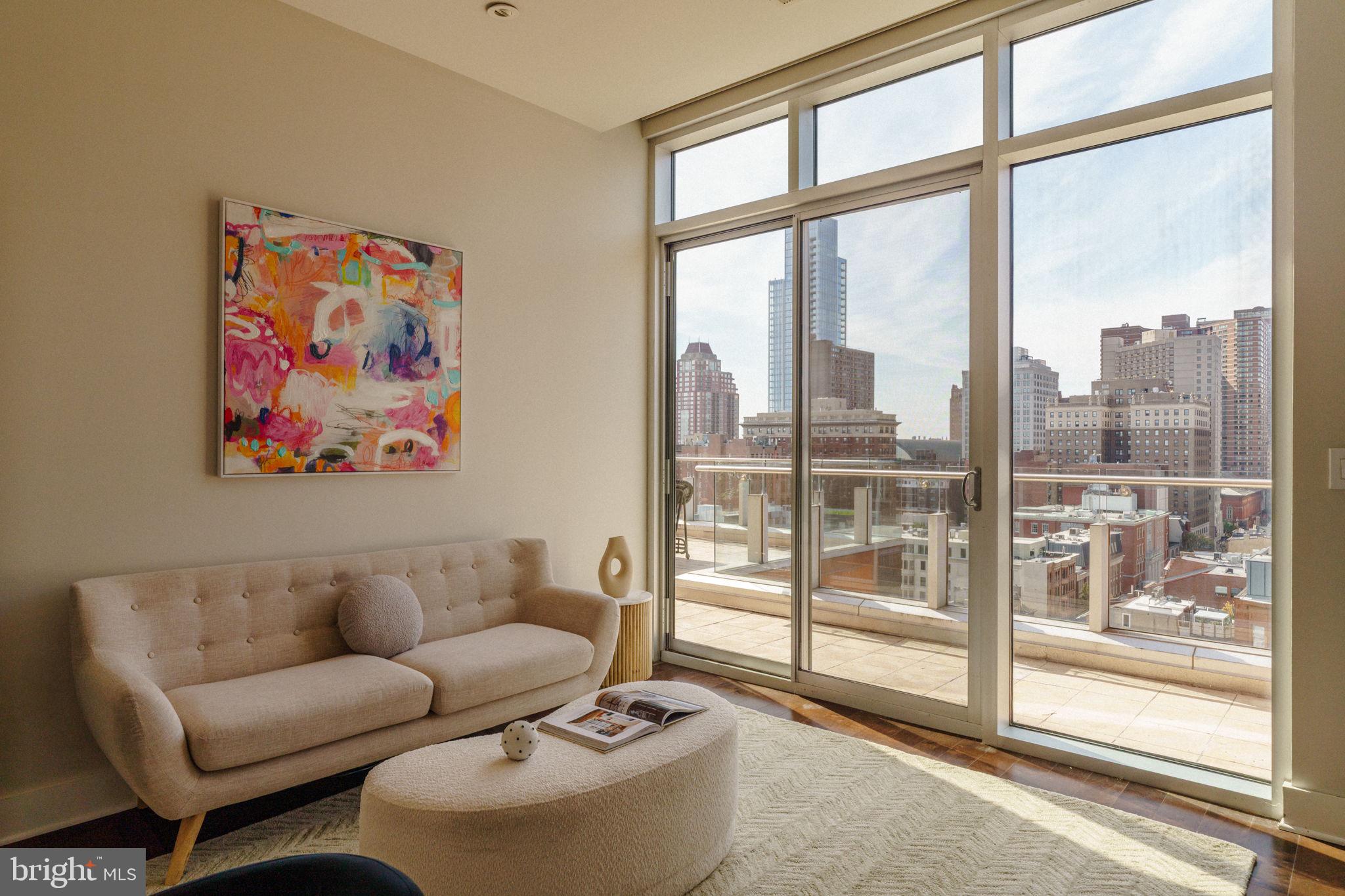 1111 LOCUST STREET PH10D