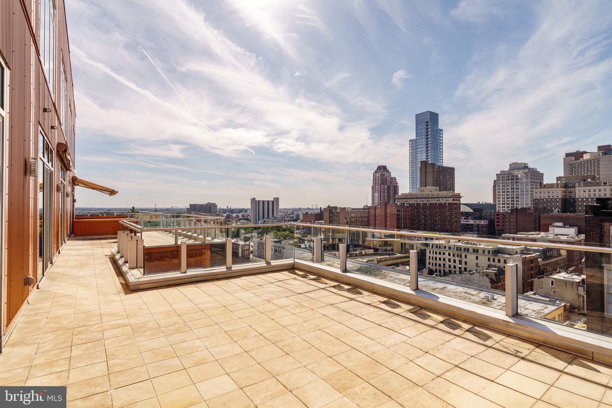 1111 LOCUST STREET PH10D