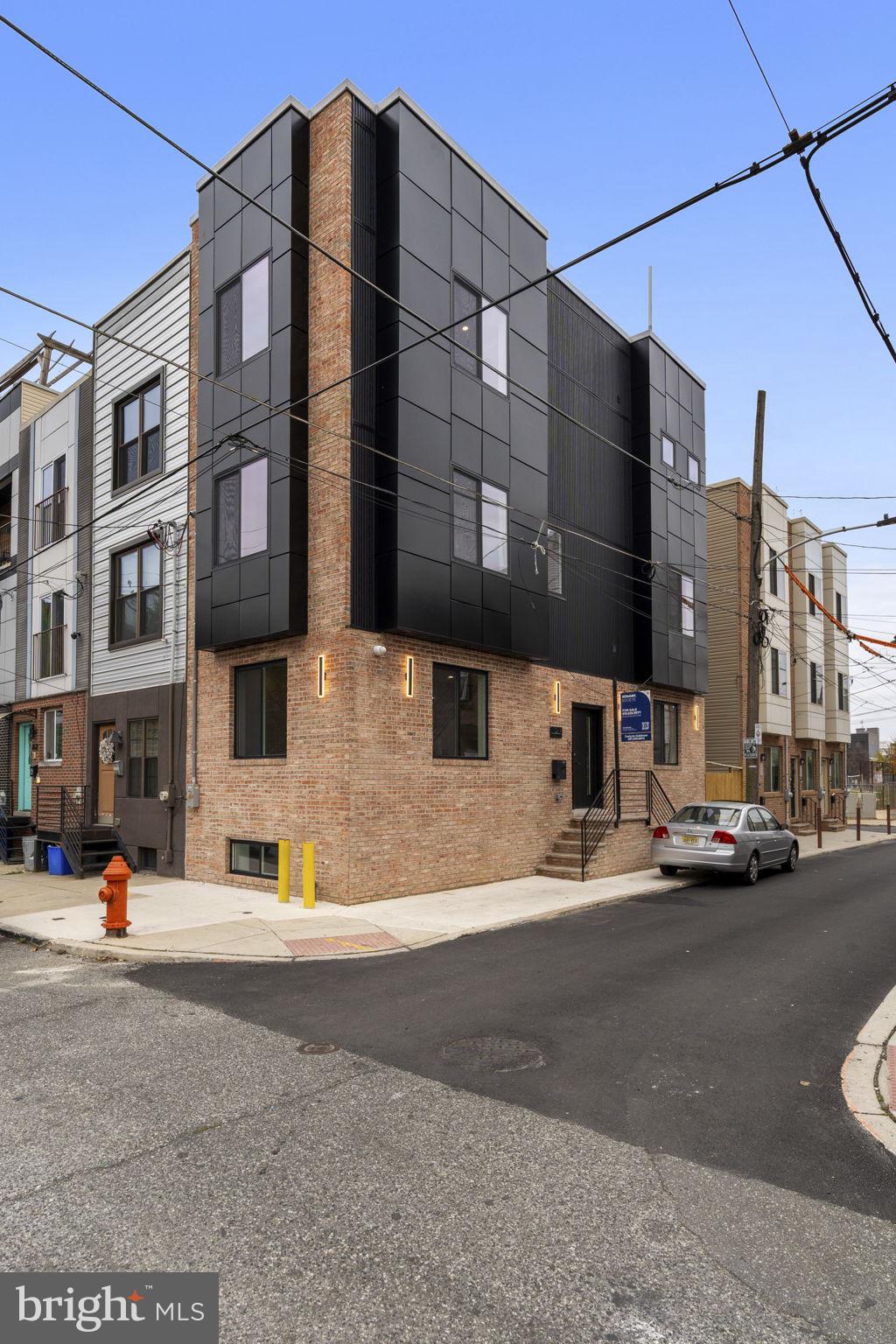 2619 CEDAR STREET