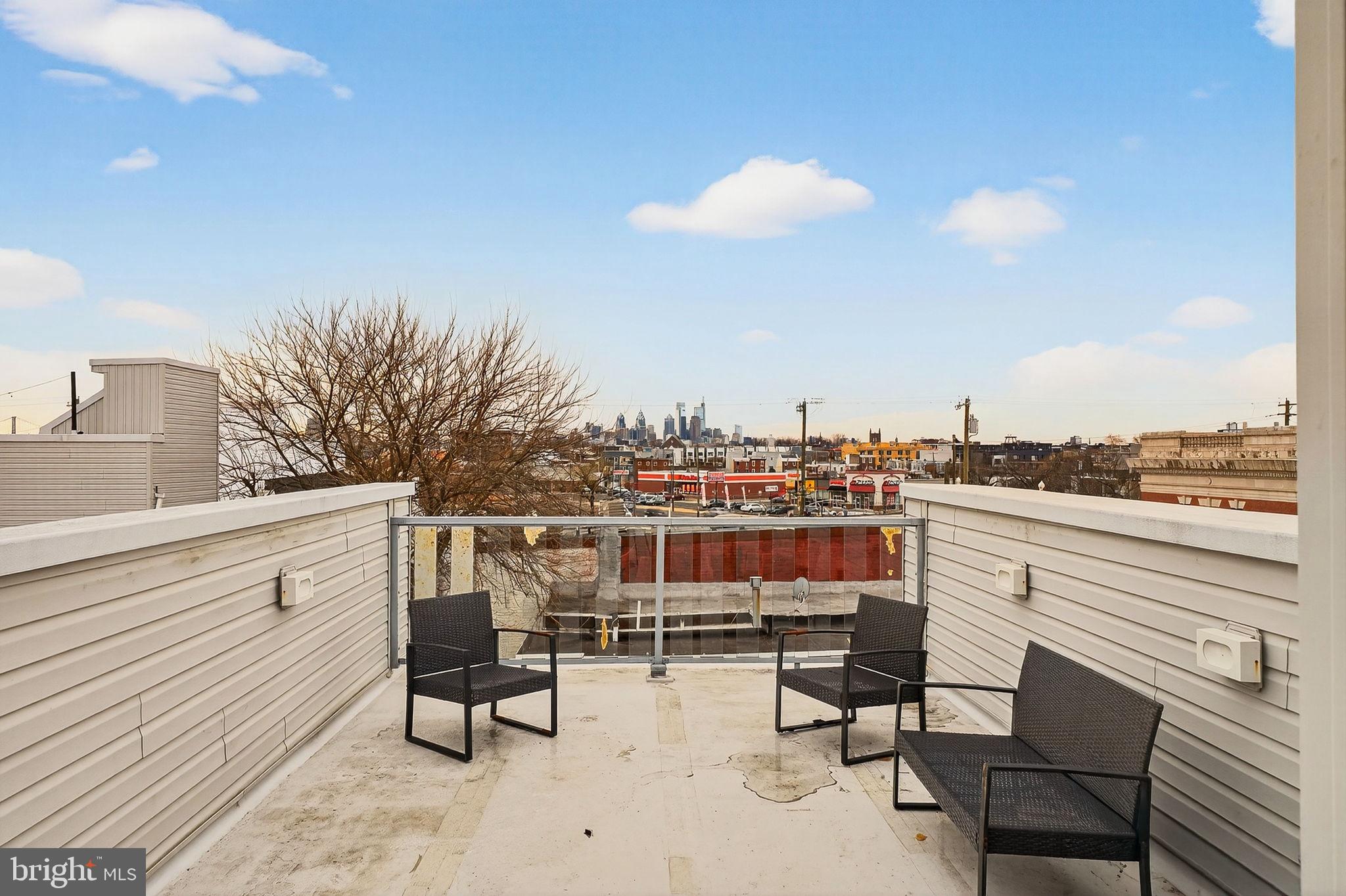 2528 E ALBERT