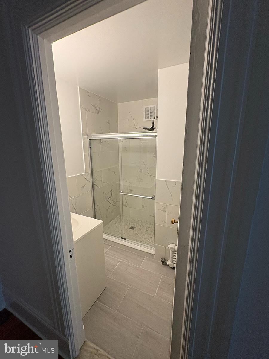1324 LOCUST STREET 00 1017