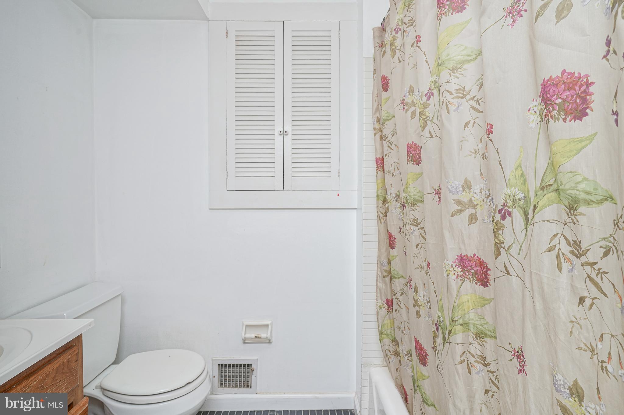 522 S 24TH STREET