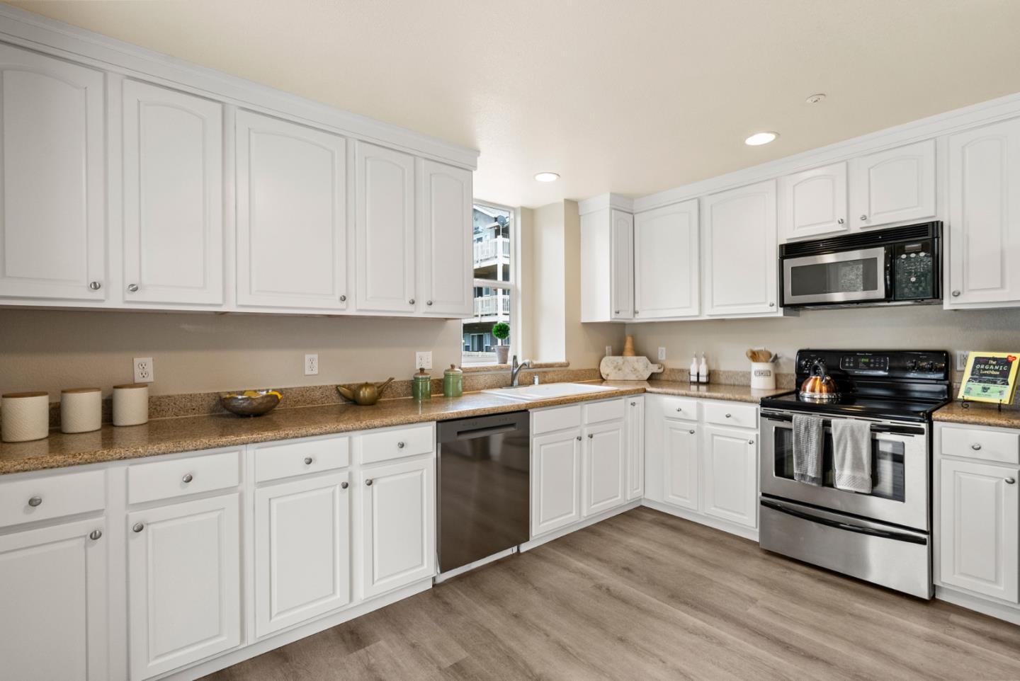 268 Bluebonnet Lane 321