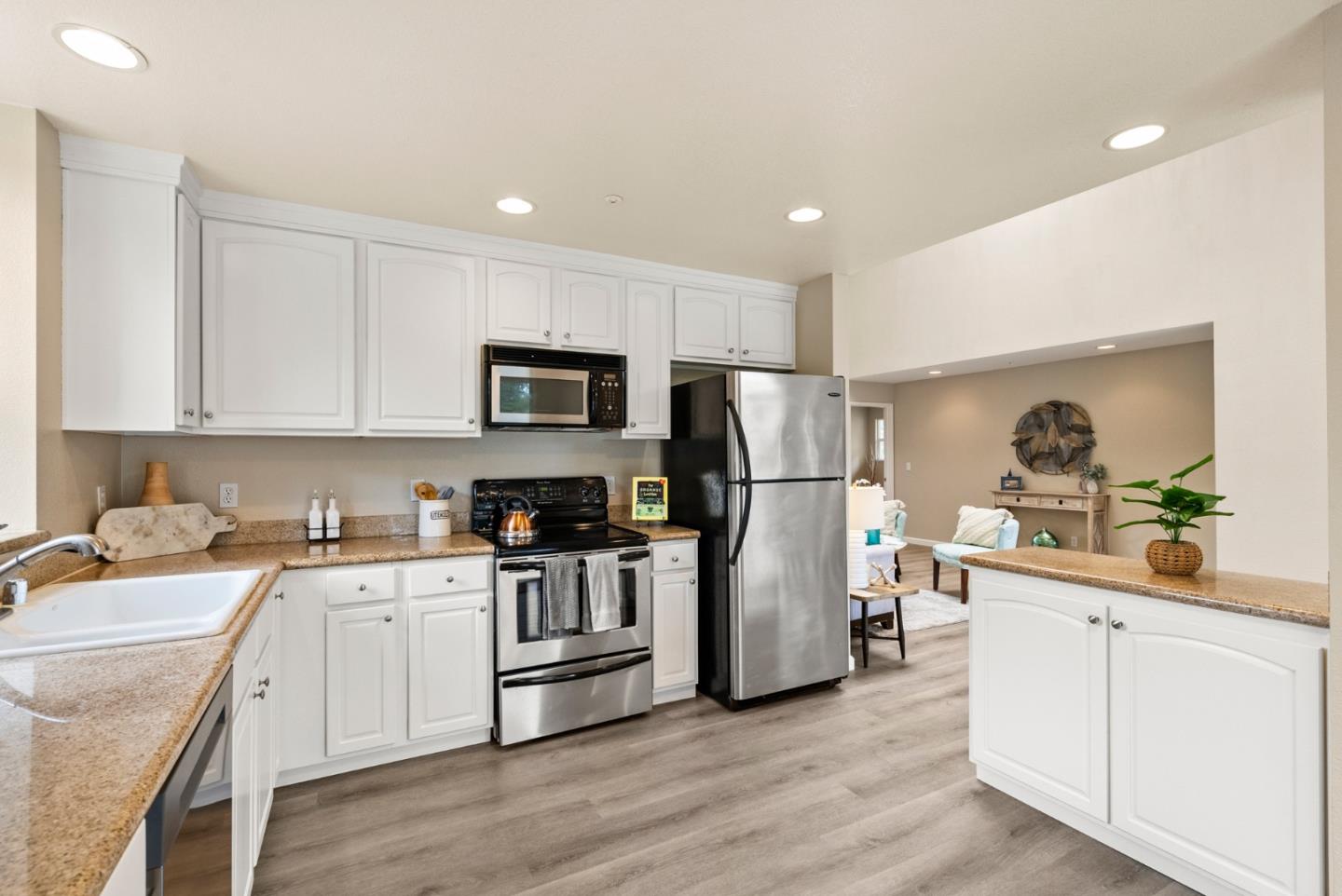 268 Bluebonnet Lane 321