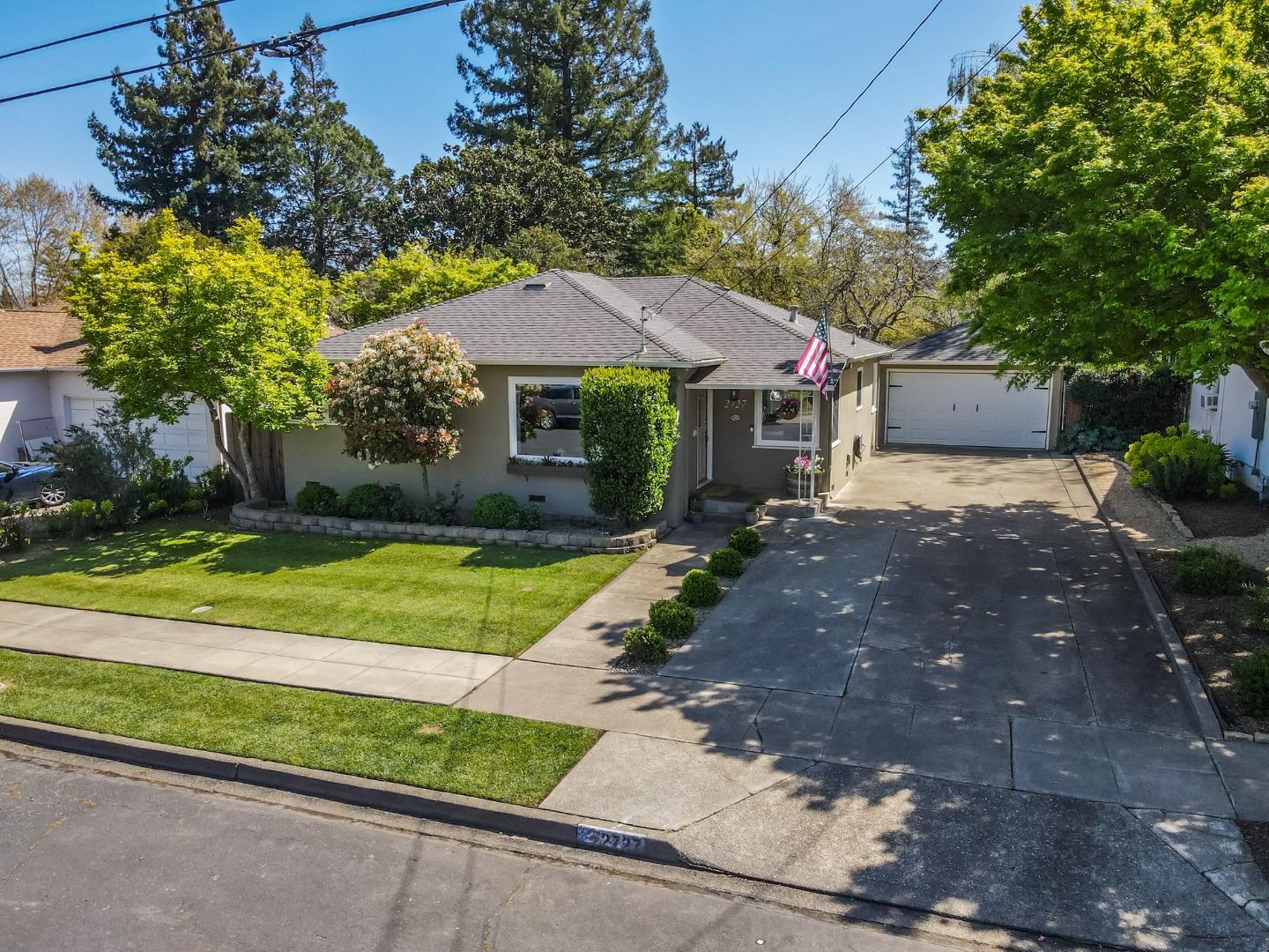 2727 Idaho Street