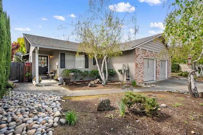 1032 West Hacienda Avenue