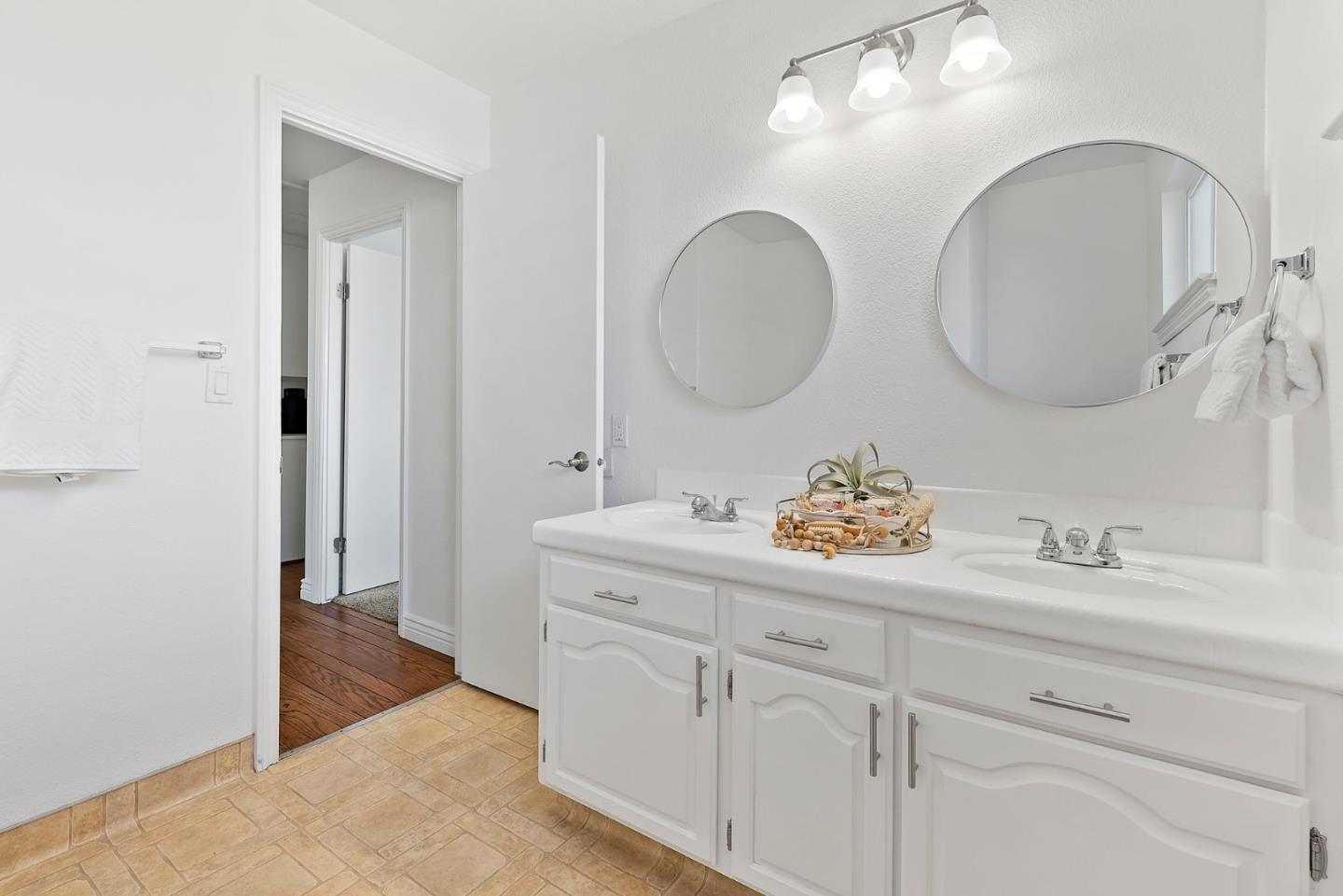 1602 Puerto Vallarta Drive