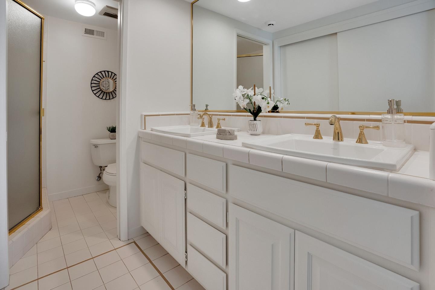 18400 Overlook Road 2