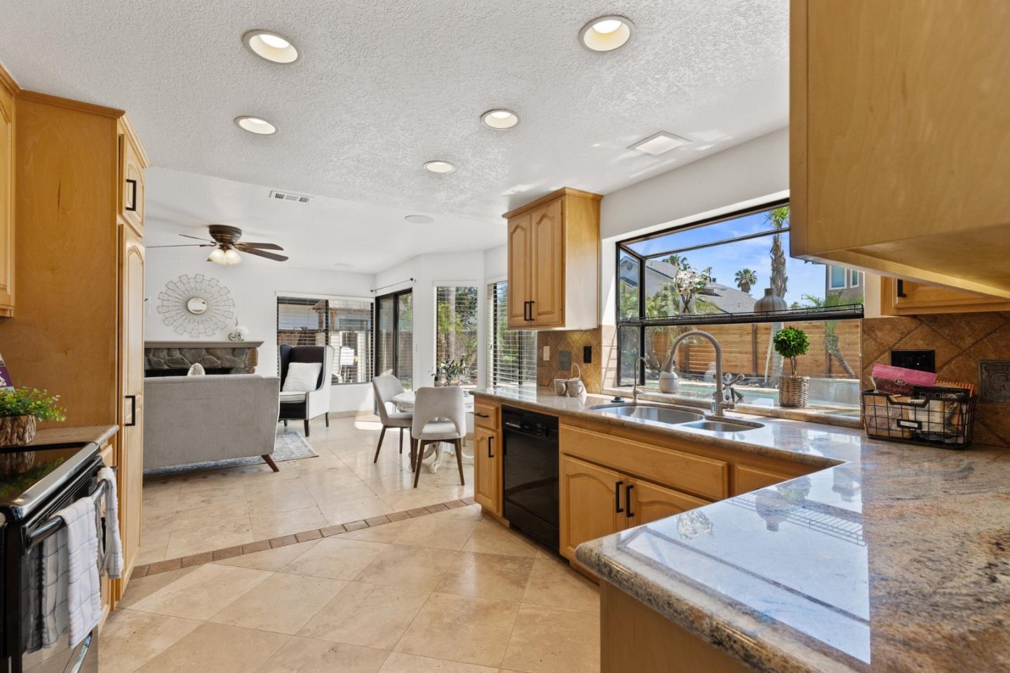 2110 Largo Court