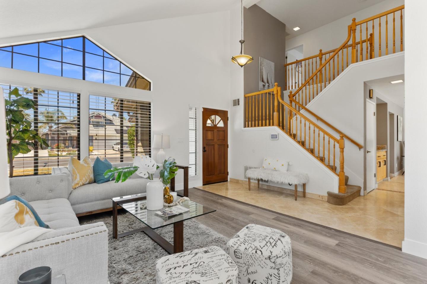 2110 Largo Court