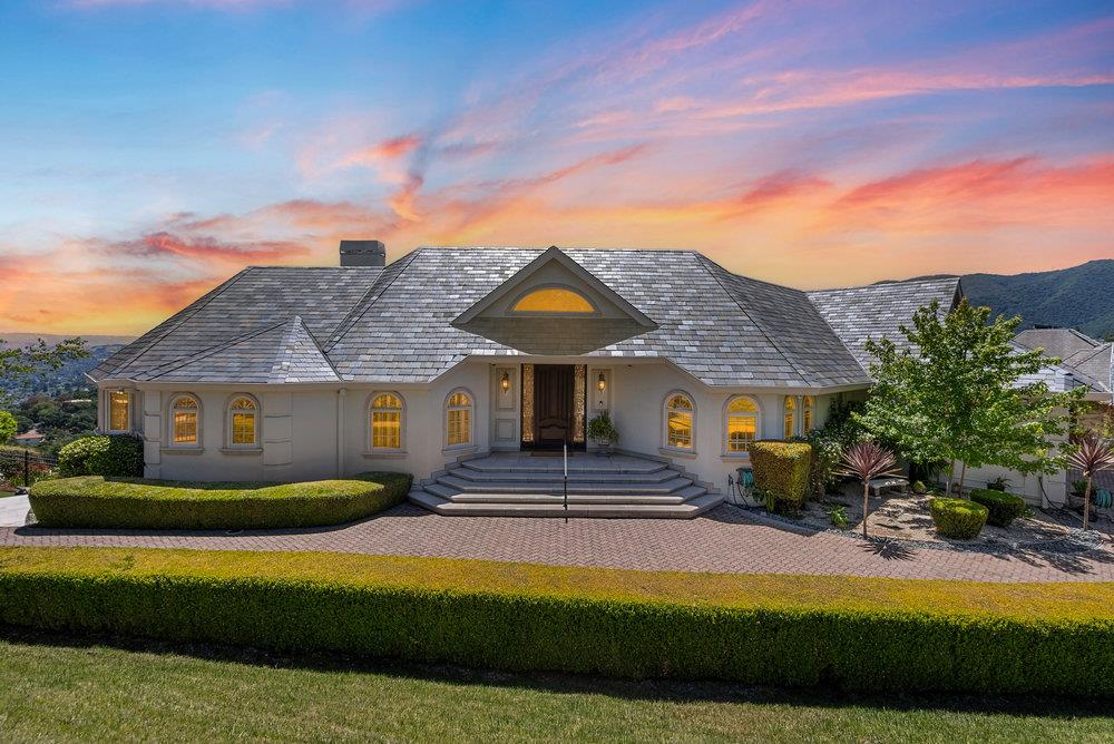 112 Madera Court