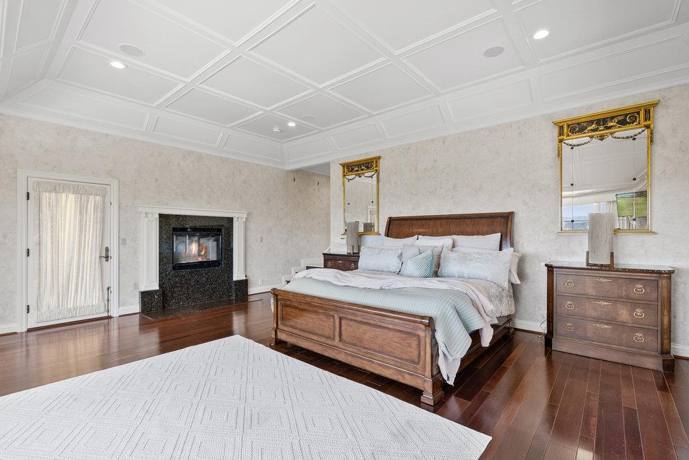 112 Madera Court