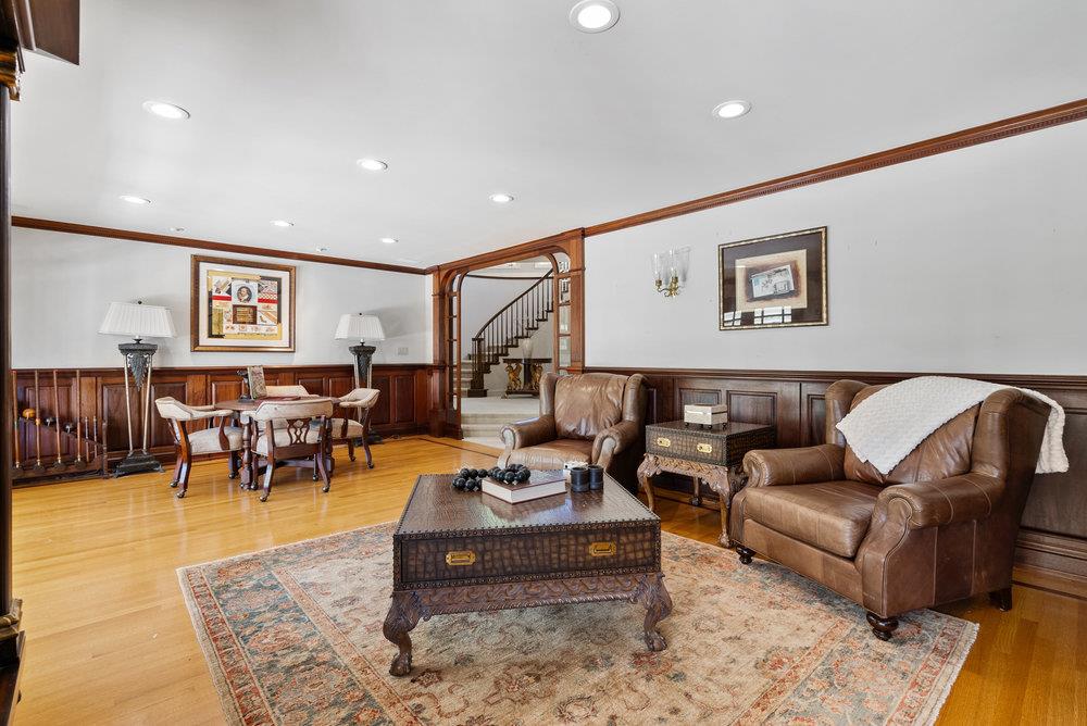 112 Madera Court