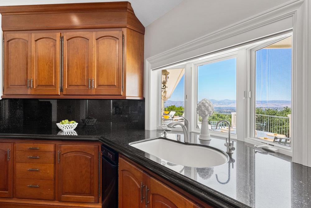 112 Madera Court