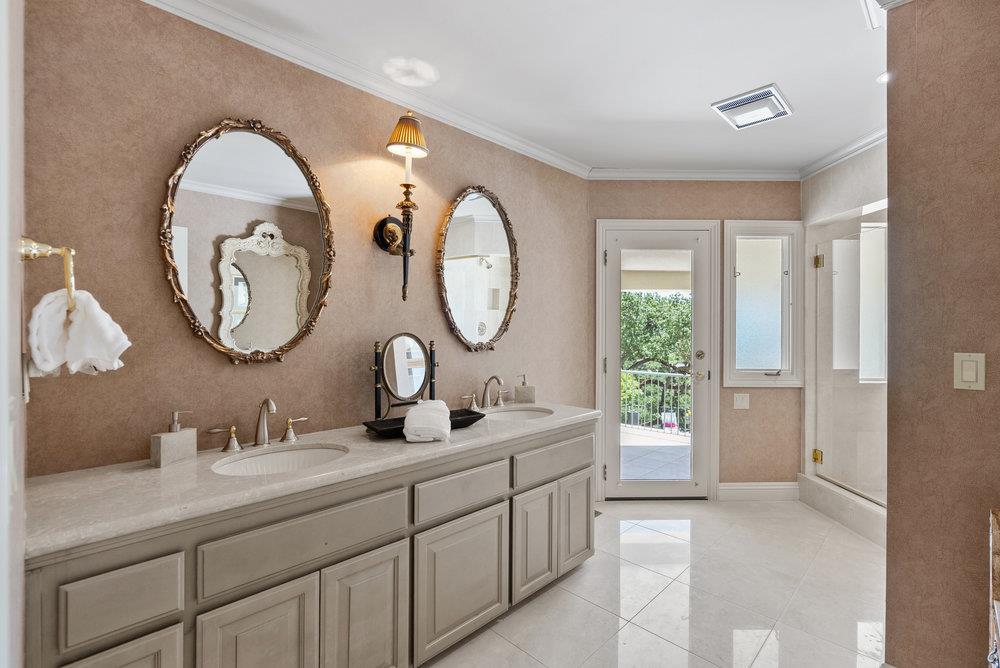 112 Madera Court
