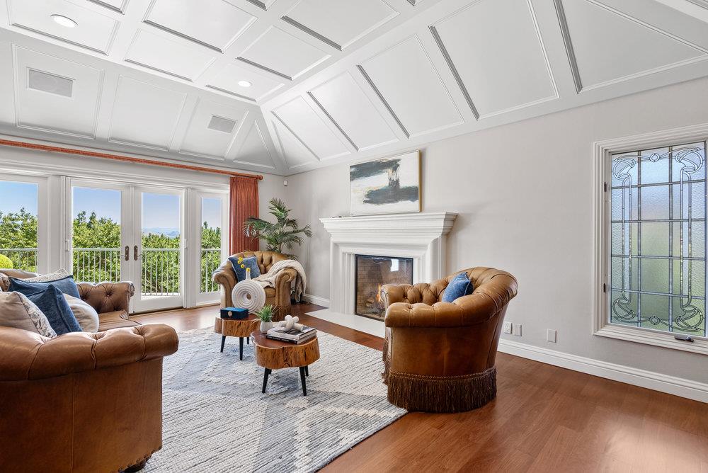 112 Madera Court