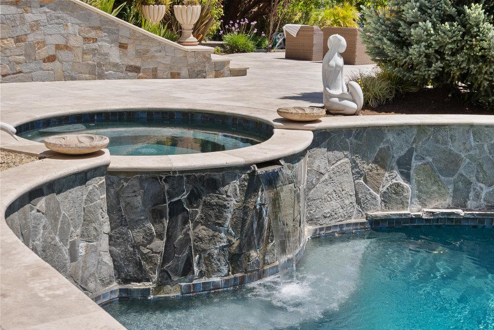 112 Madera Court