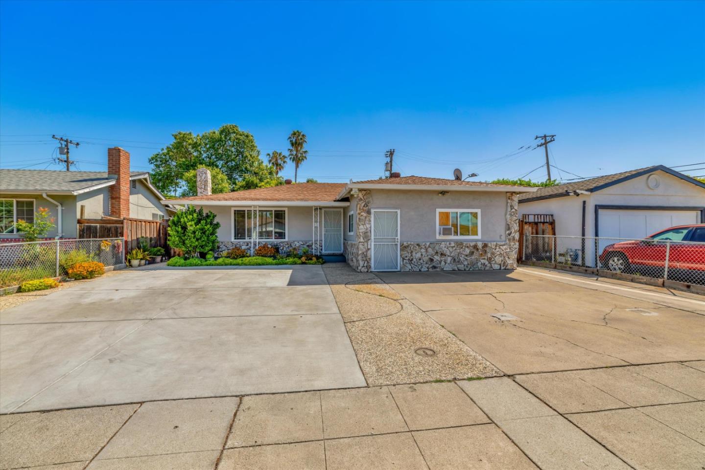 914 Mccreery Avenue