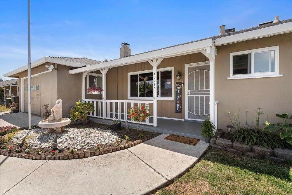 2368 Thompson Place