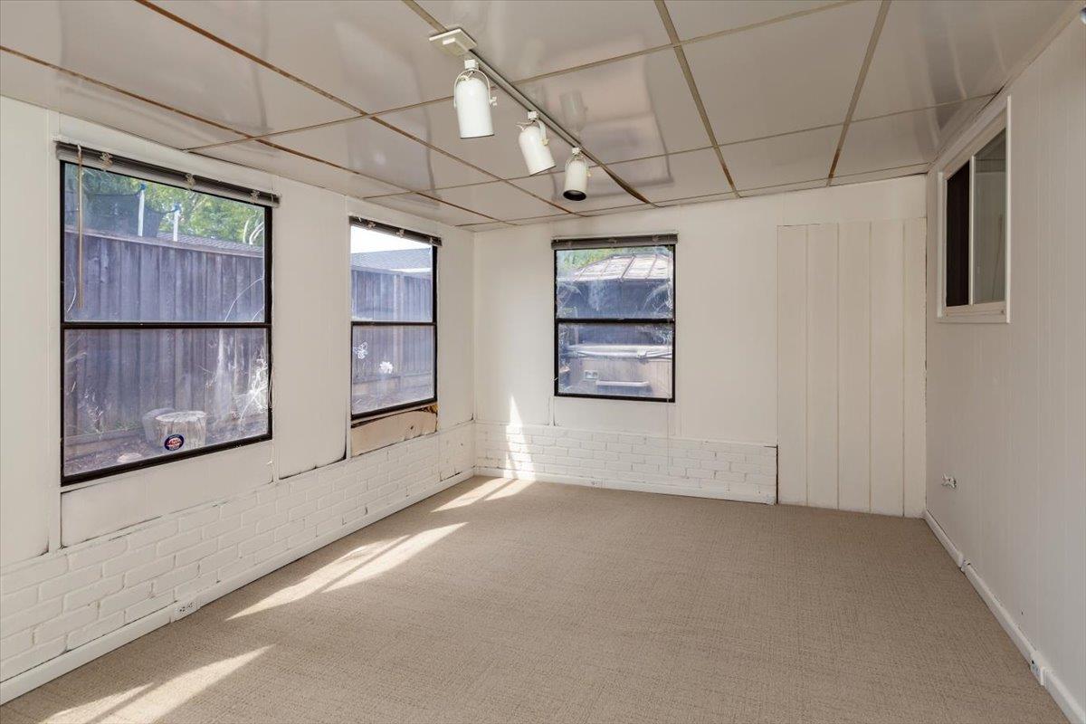 1422 Pinehurst Drive