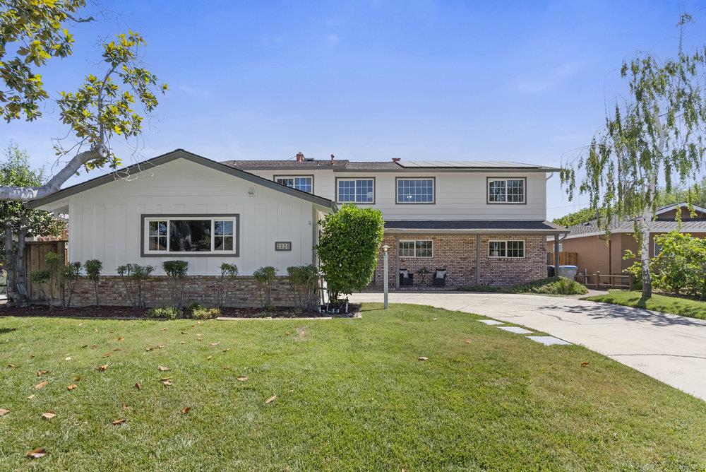 2324 Gunar Drive