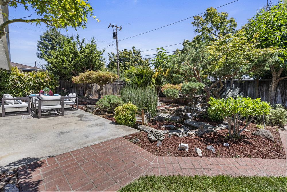 2324 Gunar Drive
