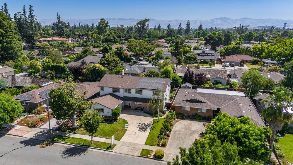 2324 Gunar Drive