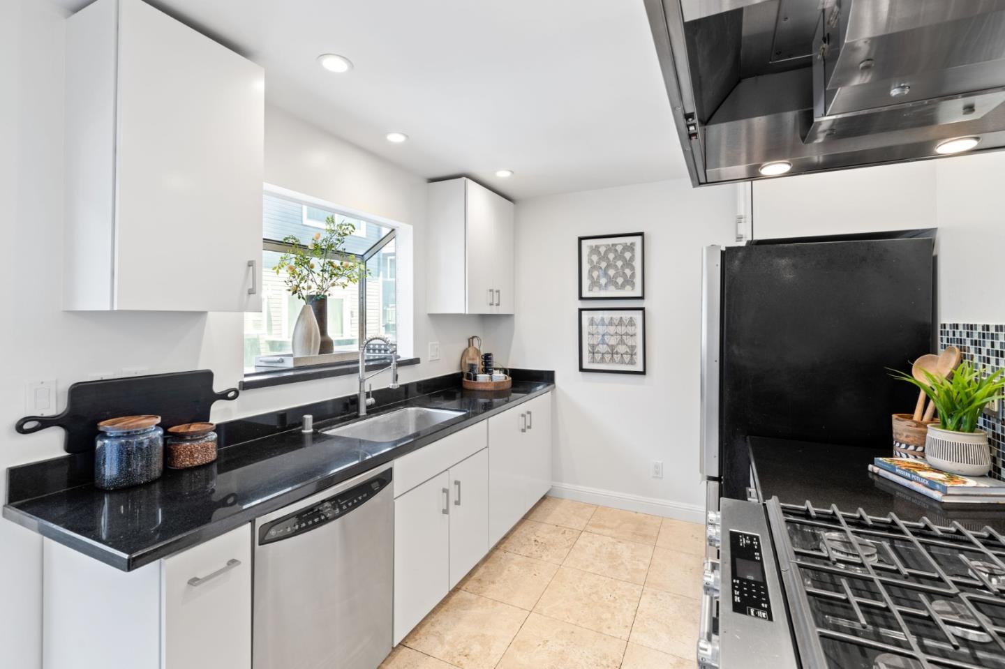 75 Union Avenue 12