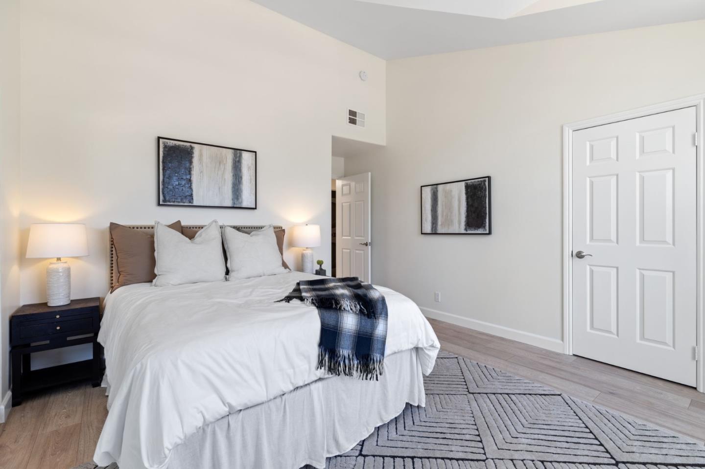 75 Union Avenue 12