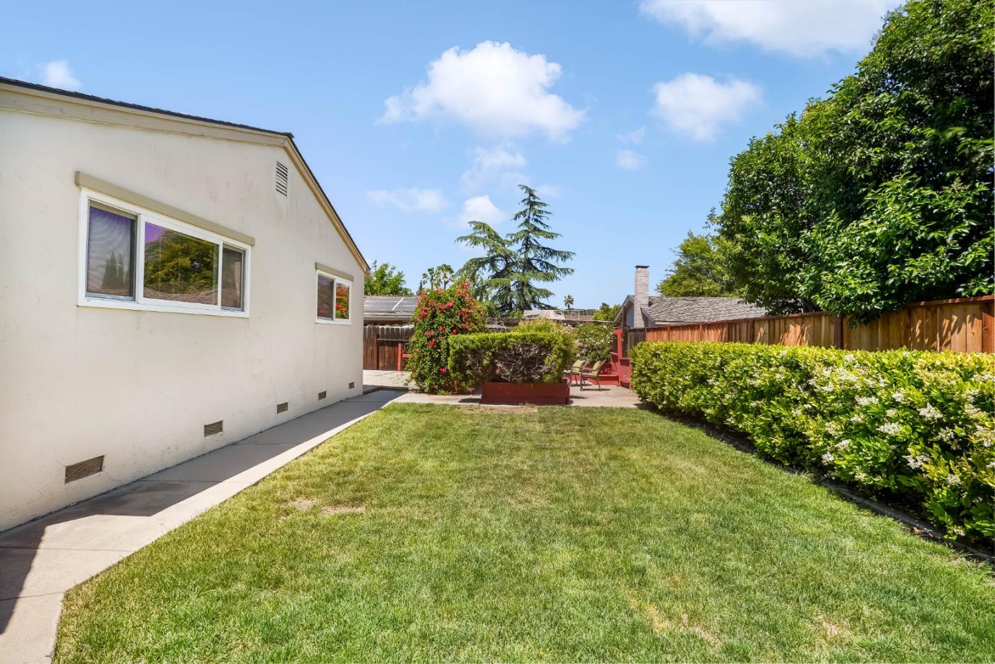 6298 Gunter Way