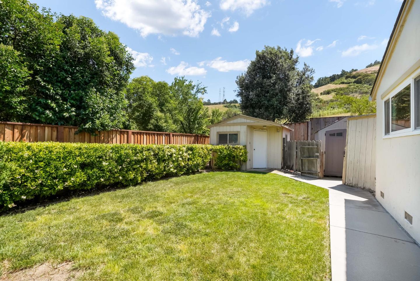 6298 Gunter Way