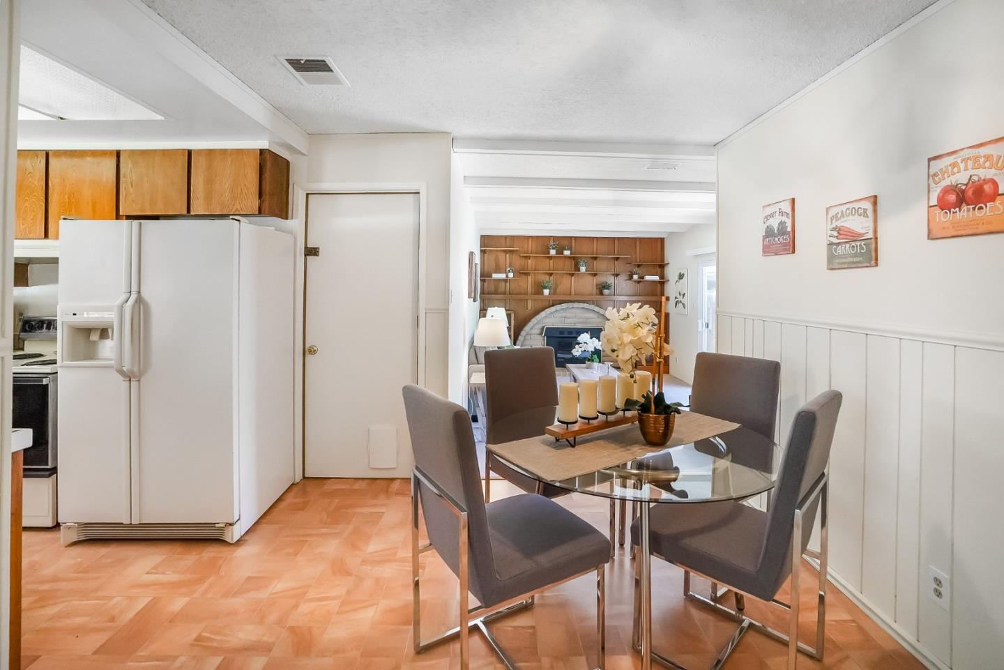 6298 Gunter Way
