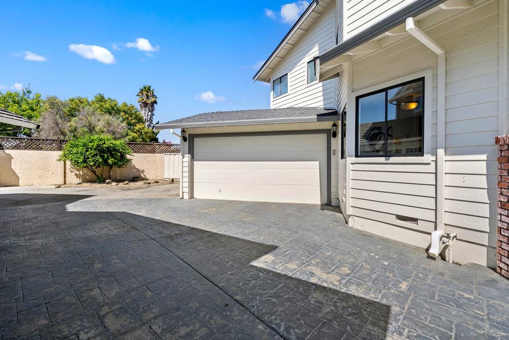 5288 Centerhart Court