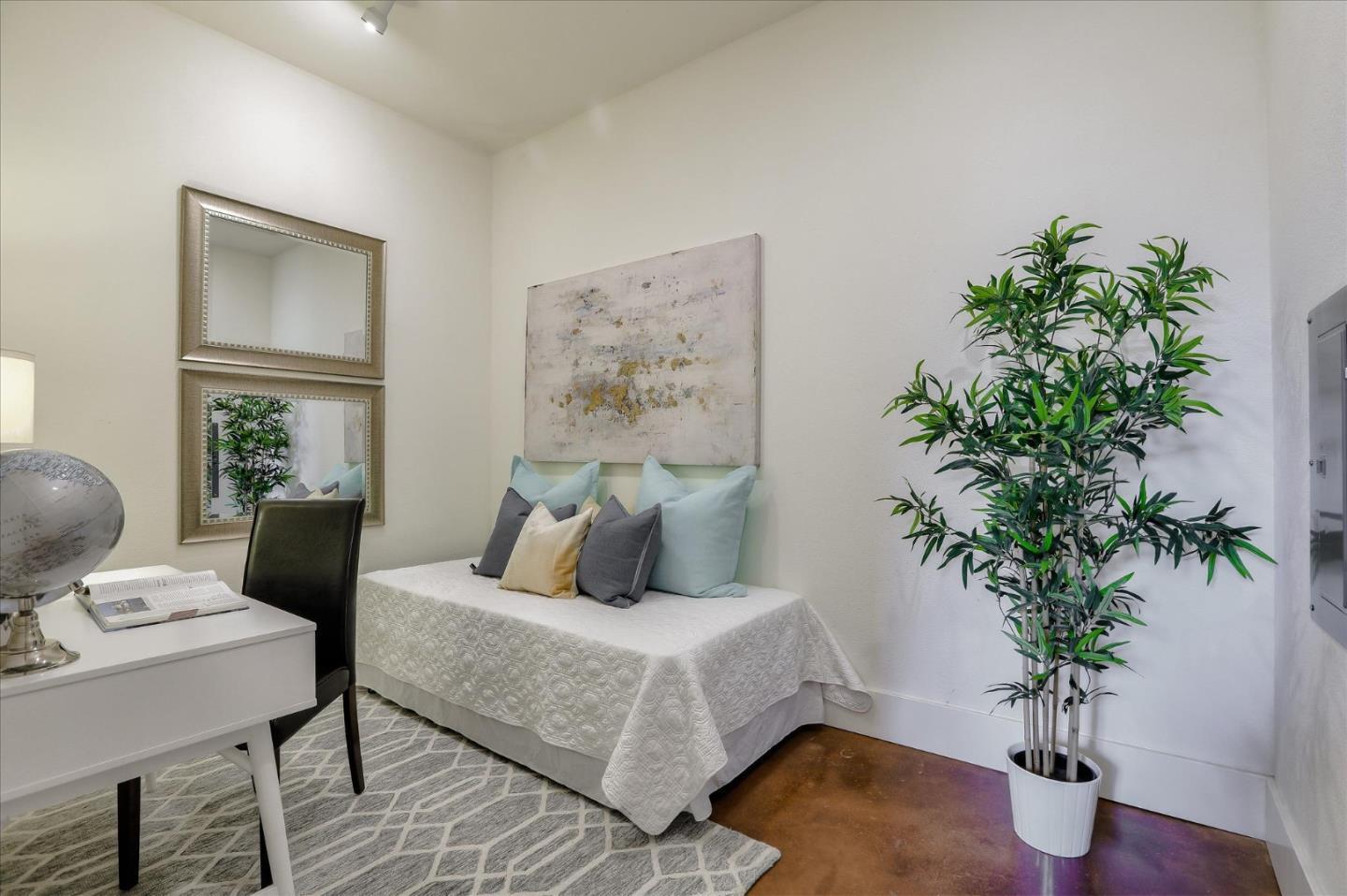 925 The Alameda 112