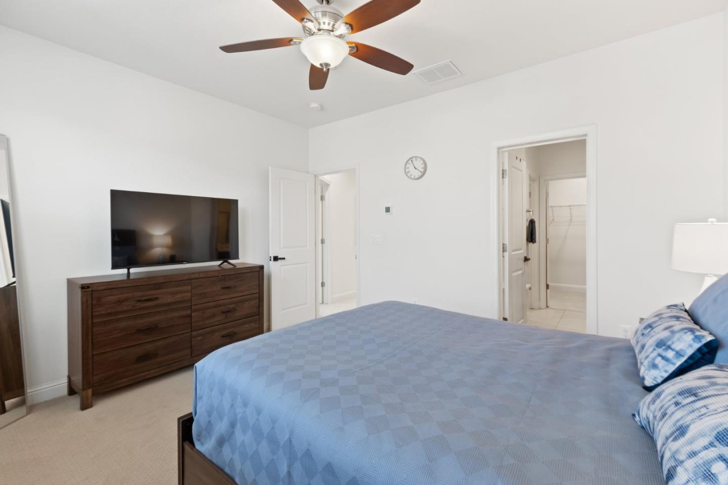4593 Huntington Lane