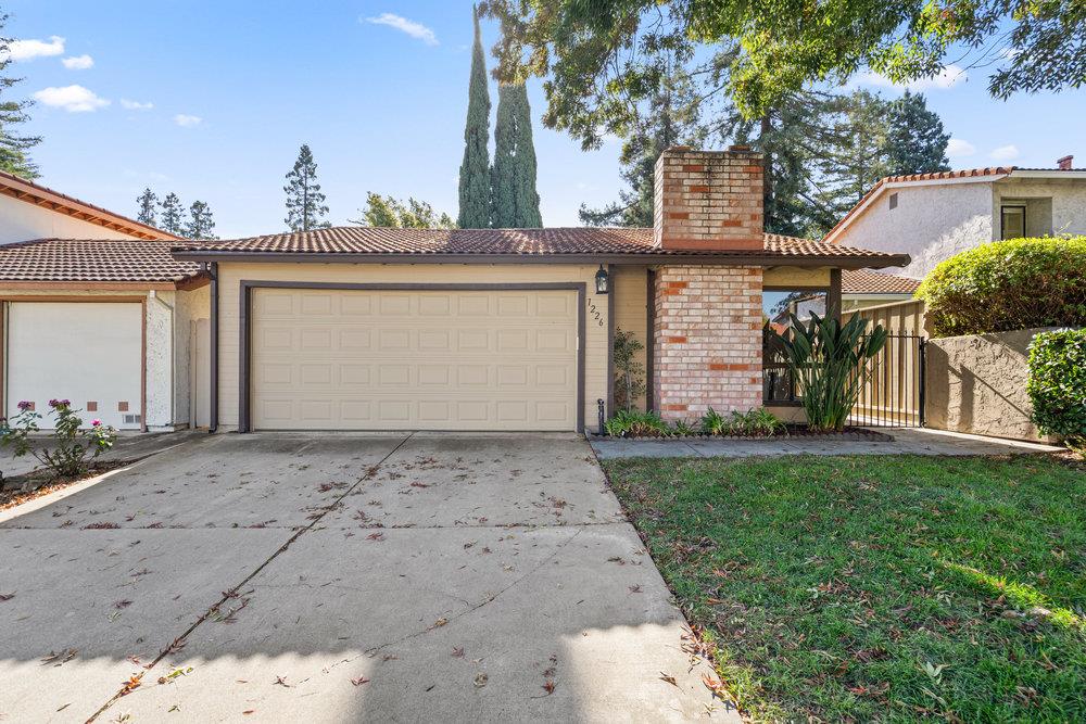 1226 Willowhaven Drive