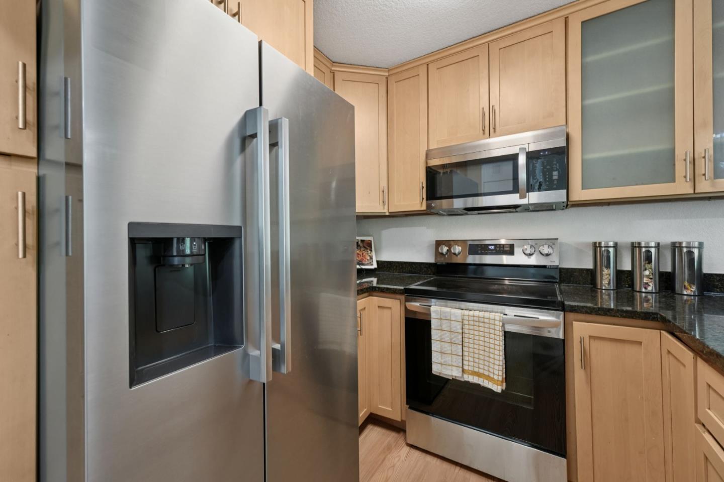 1409 La Terrace Circle