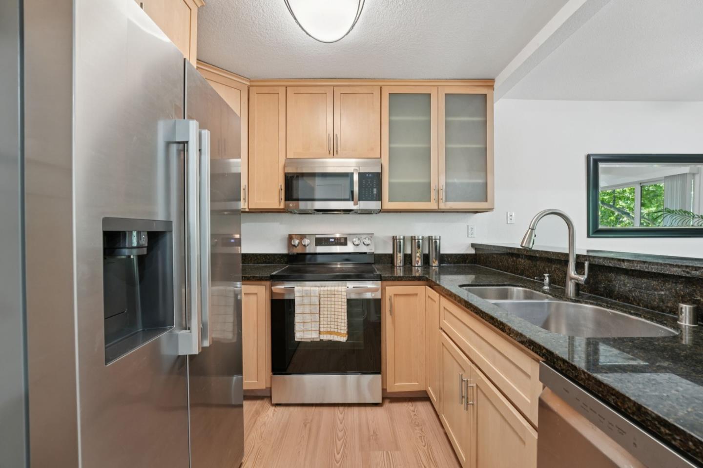 1409 La Terrace Circle