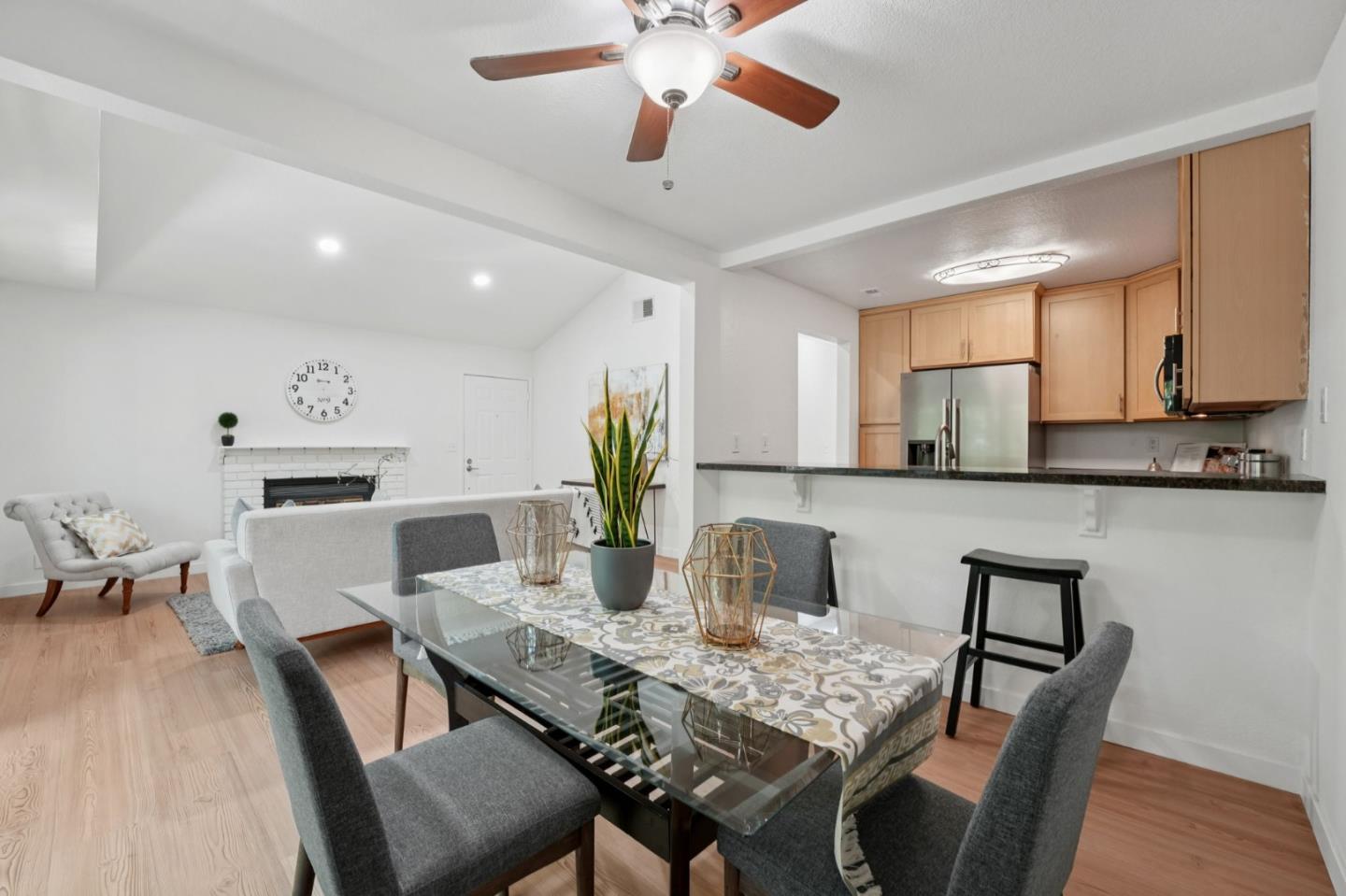 1409 La Terrace Circle