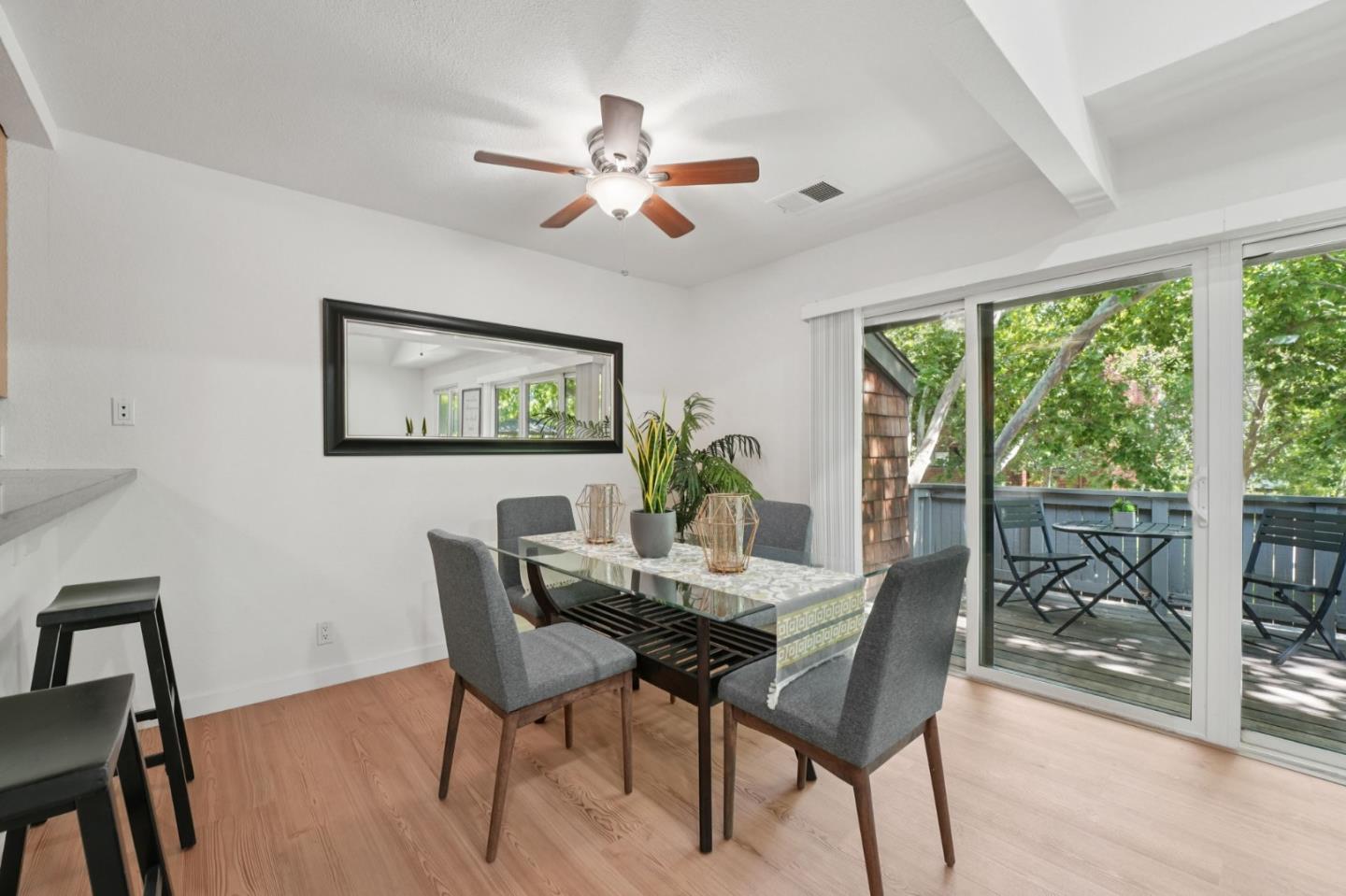 1409 La Terrace Circle