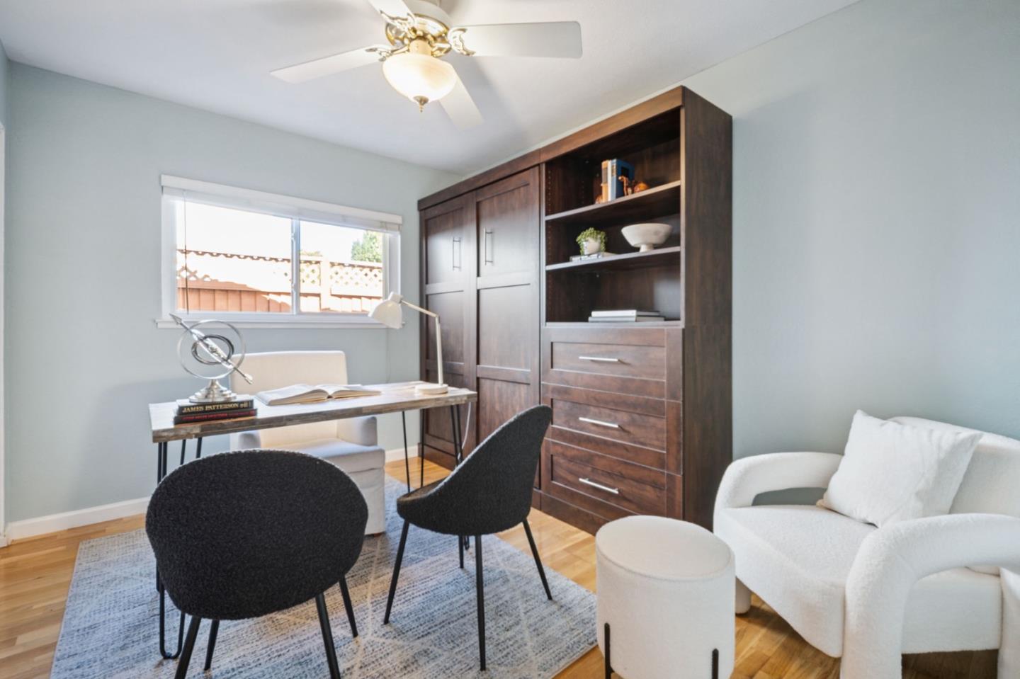 280 Esteban Way