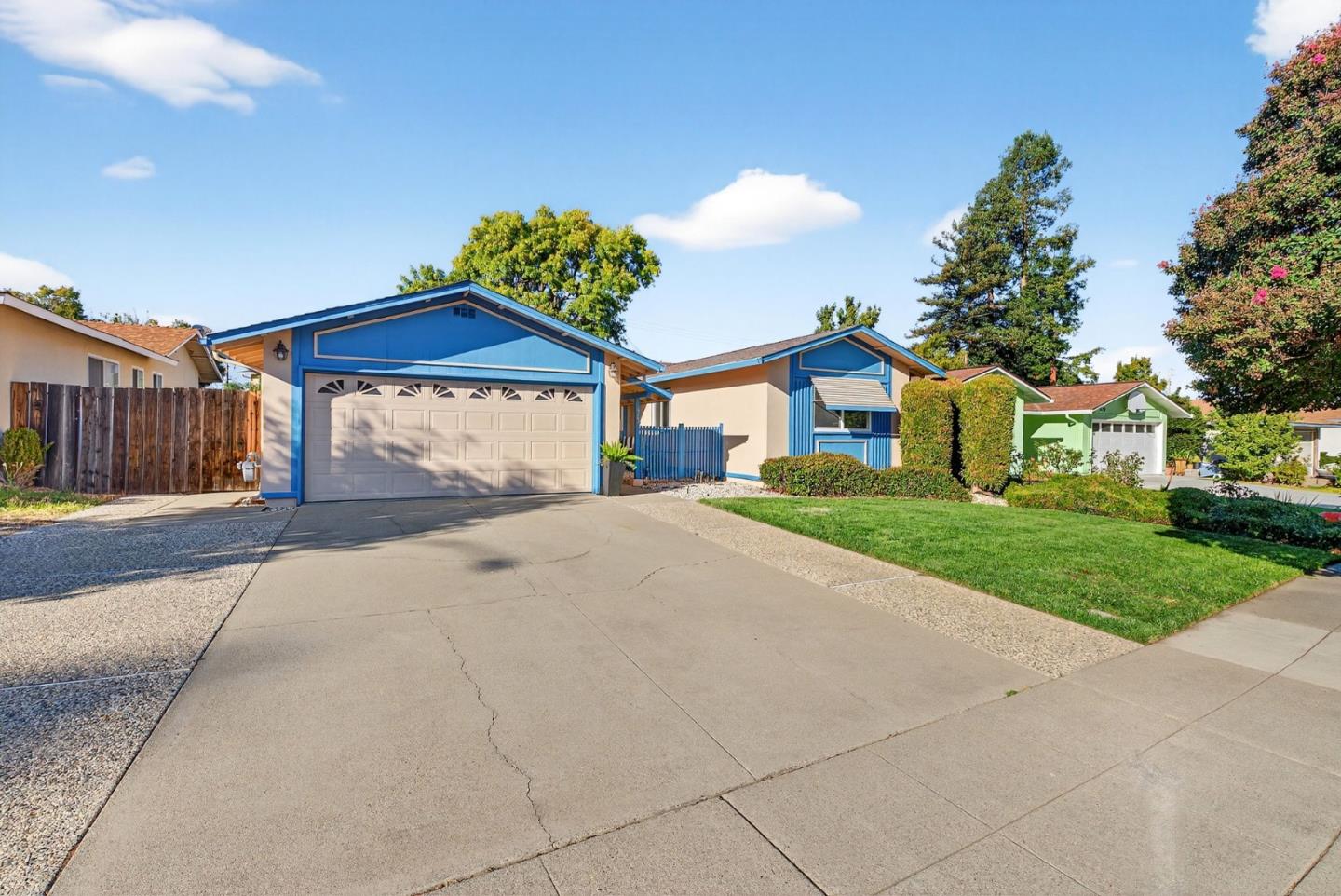 5169 Bobbie Avenue